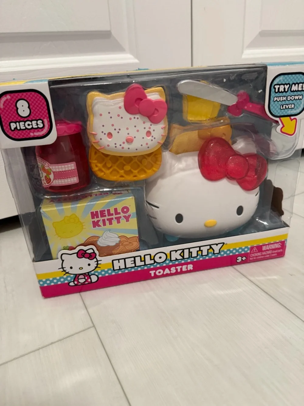 Hello Kitty Pink White Yellow Toaster Play Set - Picture 1 of 3